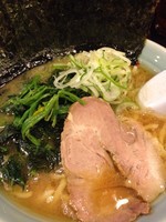 「ラーメントッピングほうれん草」@おーくら家 中野店の写真