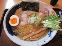 「琥珀そば塩（７７０円）」@自家製麺 琥珀の写真