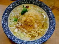 「限定B 鶏節おかかの粟国の塩そば800円（火金夜限定）」@中華そば 多賀野の写真