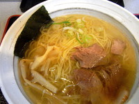 「塩らーめん」@地鶏らーめん 秋津の写真