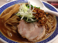 「濃厚らーめん 中盛」@濃厚鶏豚骨魚介つけ麺 かず屋の写真