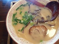 「純豚骨らーめん」@めんちゃんこ亭 藤崎本店の写真