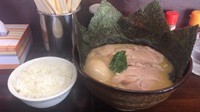 「囲らーめん(白･普通)全部のせ＋小ライス」@自家製麺 囲 -KAKOI-の写真