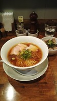 「醤油拉麺」@創作麺工房 鳴龍の写真