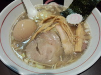 「ワンタンにぼしそば＋味玉」@おおぜき中華そば店の写真