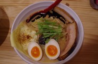 「特製味噌タンメン+焼チーズ850円+50円」@8823製麺の写真