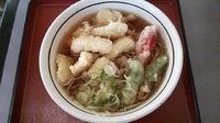 「イカ天そば」@山田うどん 新町店の写真