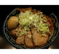 「全部のせ油そば：1050円」@兎に角 松戸店の写真