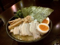 「げんこつらーめん＋全部のせ＋チャーシュー＋チャーシュー」@東葛大賞典の写真