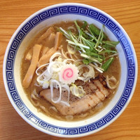 「ラーメン＋中盛（680円）」@常勝軒 総本店の写真