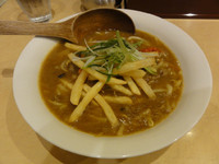 「カレーらーめん」@創作らーめん 笑家 正雀店の写真