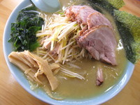 「正油ネギチャーシューメン￥９５０」@ラーメンショップ 足利50号店の写真