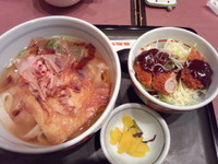 「きしめんセット（ミニ味噌カツ丼）950円」@若鯱家 イオンモール川口前川店の写真