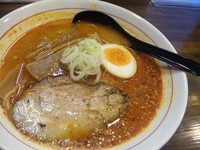 「ごま辛みそらーめん　770円」@あごばんらーめんの写真