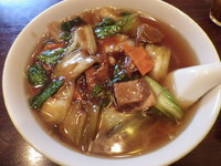 「牛腩湯麺」@翡翠楼 新館の写真