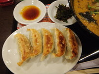 「餃子300円(無料券で無料)＆大江戸味噌ラーメン750円」@らーめん花月嵐 イオンモール柏店の写真