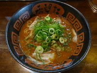 「辛口どろ味噌とんこつラーメン」@希望軒 伏見新堀川店の写真