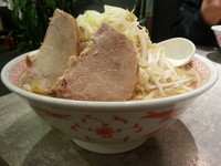 「【角ふじラーメン(中盛300g・野菜普通700円】→600円」@麺処 湊生の写真