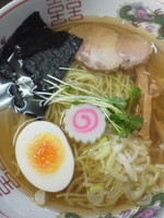 「ラーメン（白）￥６００」@向嶋 だるまの写真