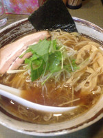 「醤油魚介ラーメン+大盛り」@麺処 維響の写真