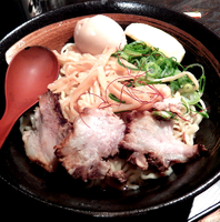 「海老塩まぜそば＋味玉（850円だったような・・・）」@尾道ラーメン 麺一筋 桜木町店の写真