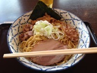 「油そば大盛り」@兎に角 another leafの写真