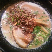 「【限定】とんこつラーメン“みそ味”７００円＋マー油１００円」@ラーメンほむらの写真