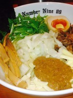 「油そば¥800＋半ライス¥50」@麺Dining Number Nine 09の写真