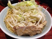 「さぶろうプチらーめん（ニンニク）＋日替わり無料トッピング券」@らーめん 郎郎郎 吉祥寺店の写真