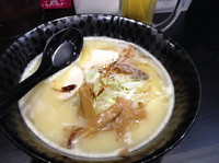 「濃厚鶏そば(塩)¥700+生ビール¥400」@鶏そば 渡 WATARIの写真