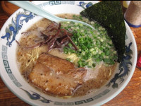 「らーめん+肉めし+替え玉」@成竜 平和橋通り店の写真