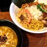 「【限定】焦がしチーズカレーつけ麺」@らーめん・つけめん 八角の写真