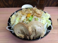 「まぜそば＋チーズ」@魔人豚の写真