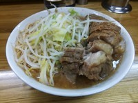 「小豚」@ラーメン二郎 赤羽店の写真