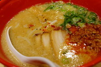 「肉ミソ味噌豚骨（替え玉無料）」@TOKYO豚骨BASE MADE by 一風堂 赤羽店の写真