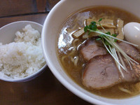「ラーメン」@ラーメン オズ骨の写真