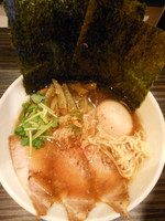 「得のせ田なか　鯵ニボそば（醤油）」@志奈そば 田なかの写真