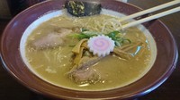 「鶏がら魚介スープ中華そば：新濃味醤油」@中華そば 醤武屋の写真