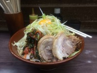 「麺増し大小 汁なし ネギ➕ニラキムチ」@ラーメン二郎 横浜関内店の写真