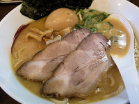 「濃厚醤油味玉ラーメン」@中華そば うづまきの写真