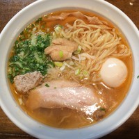 「あっさり魚出汁エビ風味・塩￥680円(＋大盛100円)」@はりけんラーメンの写真