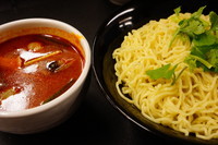 「トムヤムつけ麺（限定）＋大盛＋サラダ」@ラーメン大至の写真