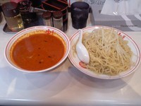 「冷やし味噌、麺超特盛」@蒙古タンメン 中本 町田店の写真