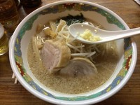 「ラーメン　ニンニクちょっと 700円」@特麺コツ一丁ラーメンの写真