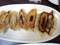 「ギョーザ400円（夜限定販売）」@丸直の写真