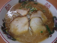 「中華そば(600円)、おでん(大根)(100円)」@つばめの写真