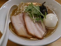 「煮干ソバ(白)+味玉」@煮干中華ソバ イチカワの写真