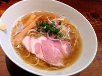 「煮干塩」@町田汁場 しおらーめん 進化の写真