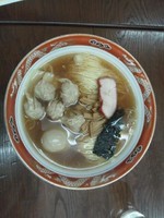 「ワンタンメン＋味付けタマゴ」@支那ソバ かづ屋の写真