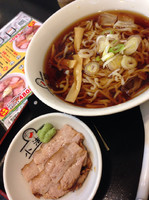 「冷しラーメン」@喜多方ラーメン 坂内 汐留シティセンター店の写真